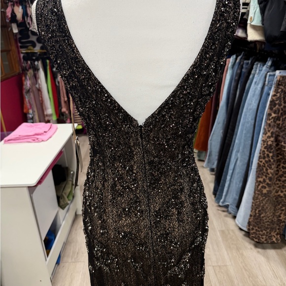 Aidan Mattox Black Beaded Maxi Dress NWT size 6 - Picture 4 of 14